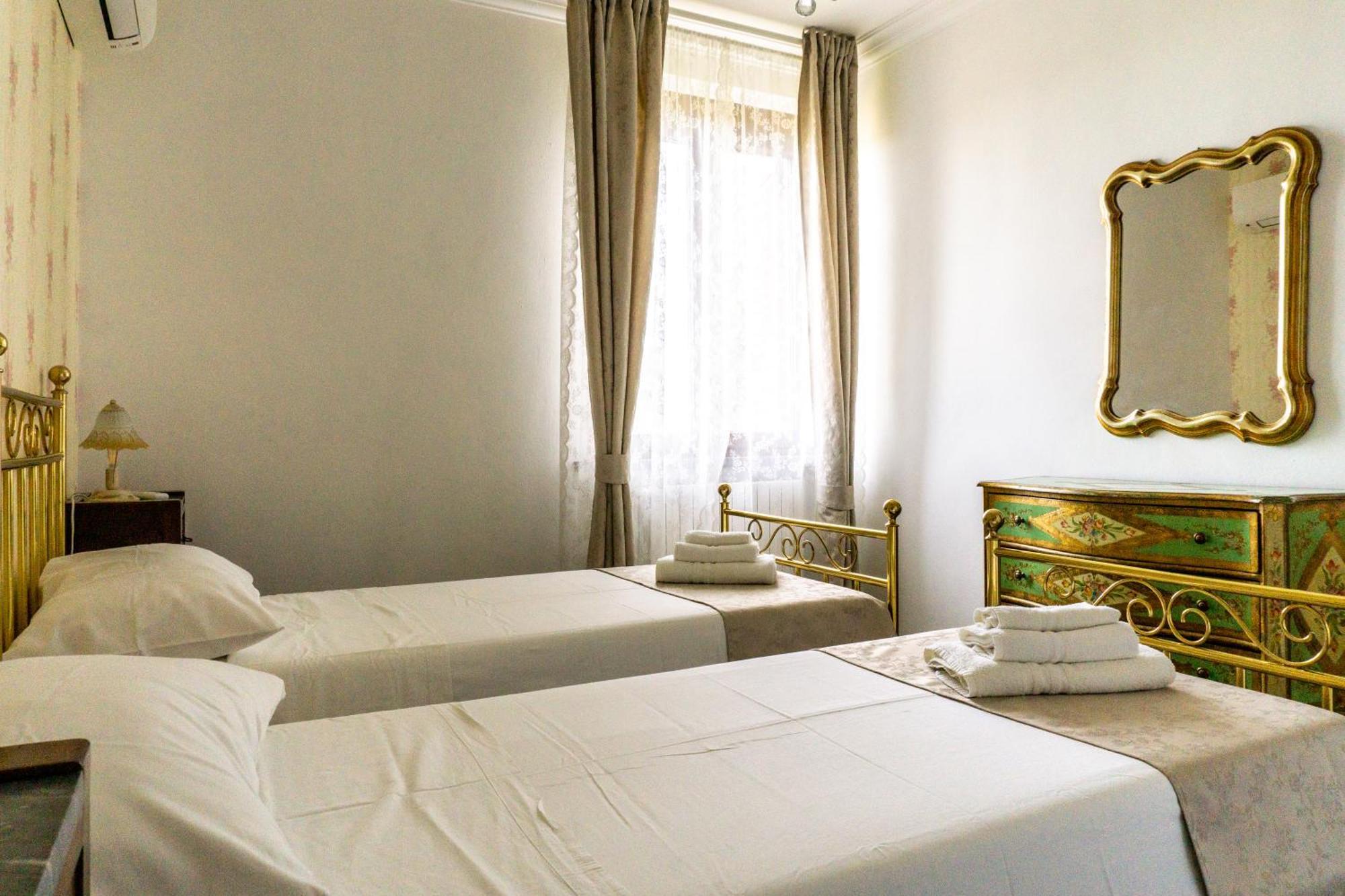 Villa Nerone B&B Lorenzana Exterior photo